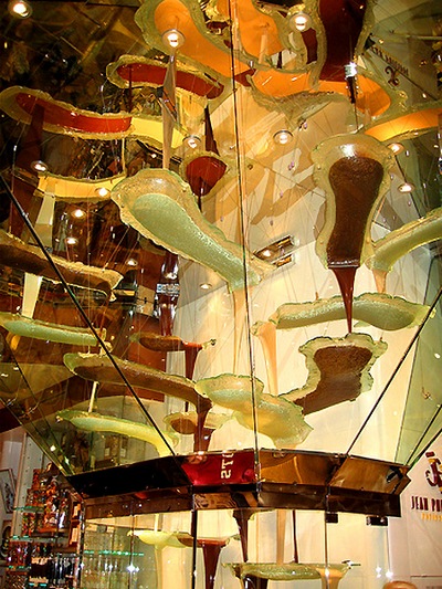worlds-largest-chocolate-fountain-in-las-vegas